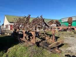 Online aukce:   ŠMYKOBRÁNY