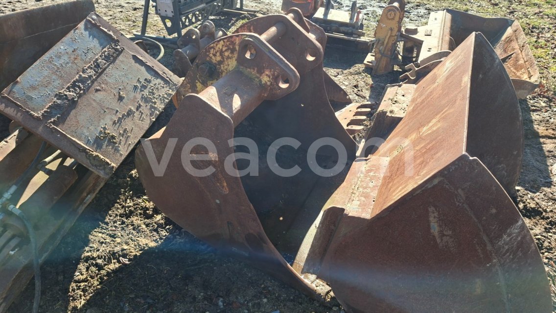 Online aukce:   PODKOPOVÁ LŽÍCE 105 CM