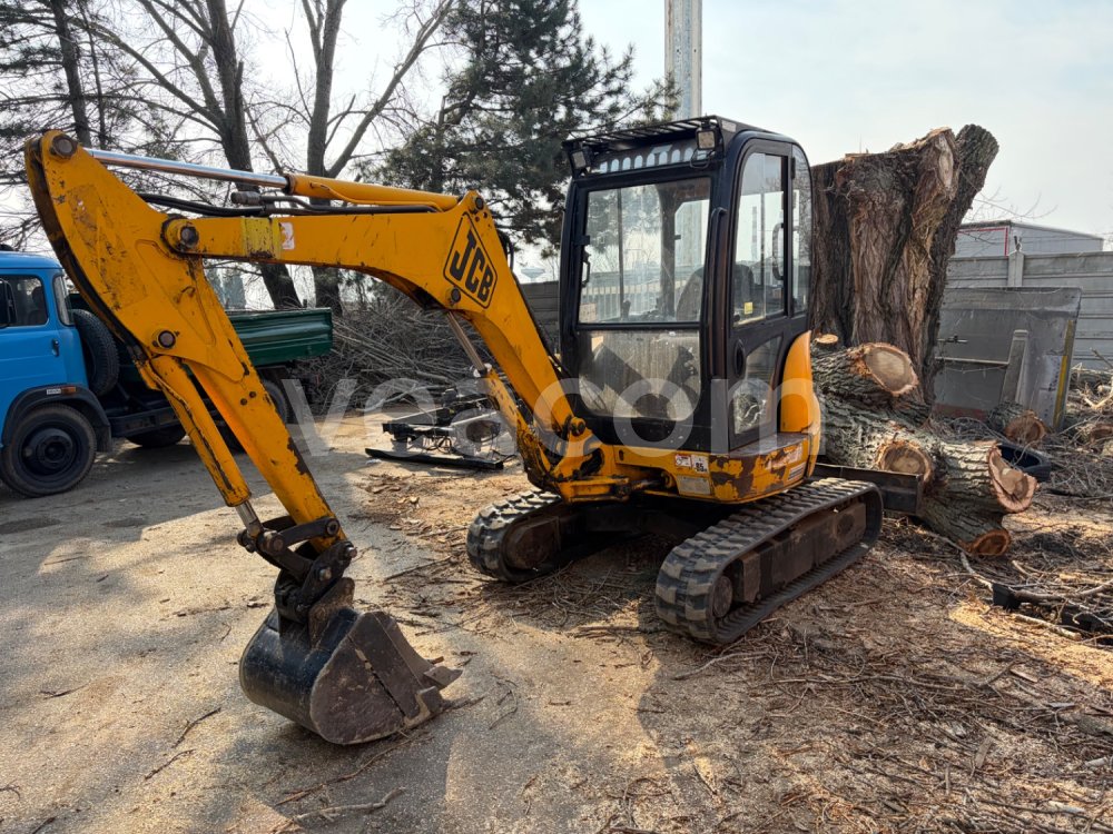 Online árverés: JCB  8032 E