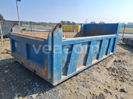 Online auction:   KORBA NA SKLÁPĚČ TATRA PHOENIX