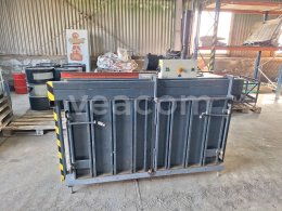 Online aukce:   LUX L5-2