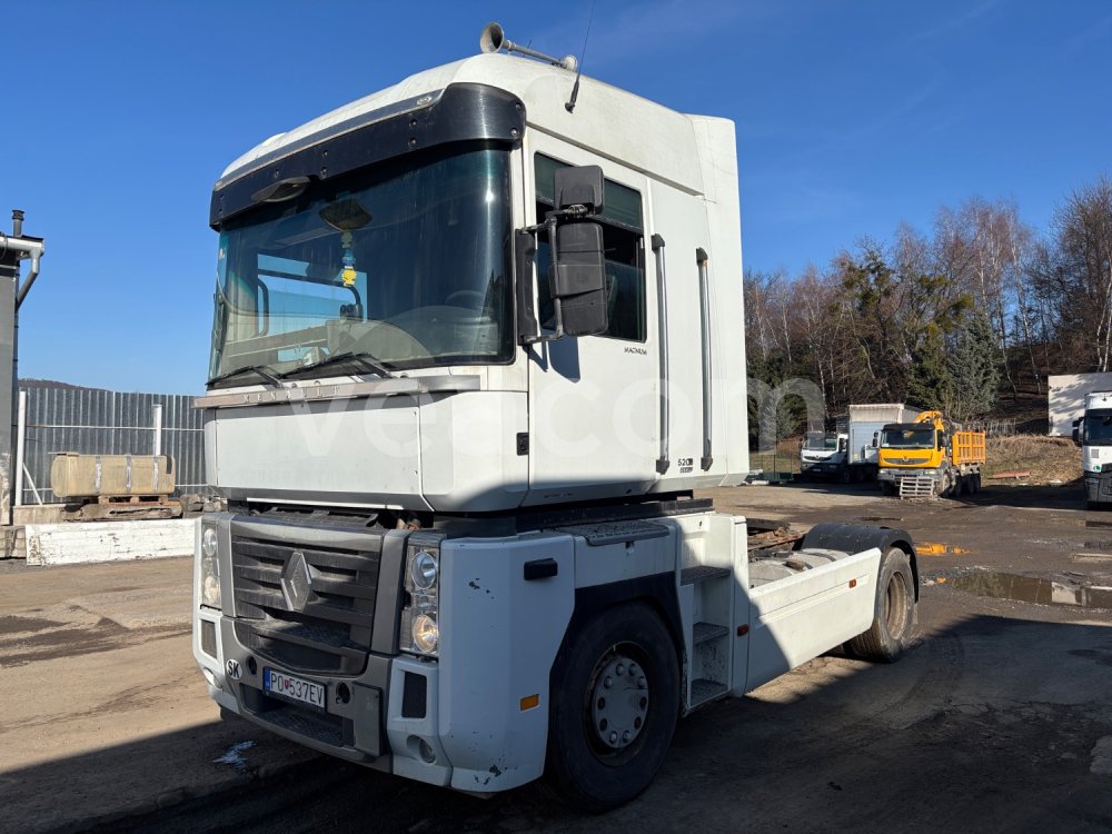 Интернет-аукцион: RENAULT  MAGNUM DXI 520