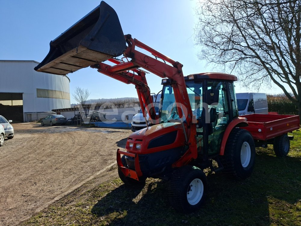 Online árverés: KIOTI  EX 50H 4X4 + REHOS SP3 1.8A + REDEXIM TURF TIDY 3000 + REDEXIM VERTI DRAIN 2216