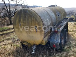 Online aukce:   FEKAL BEZ VÝVEVY