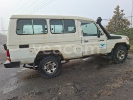 Online aukce: TOYOTA  LAND CRUISER HZJ 78 4X4