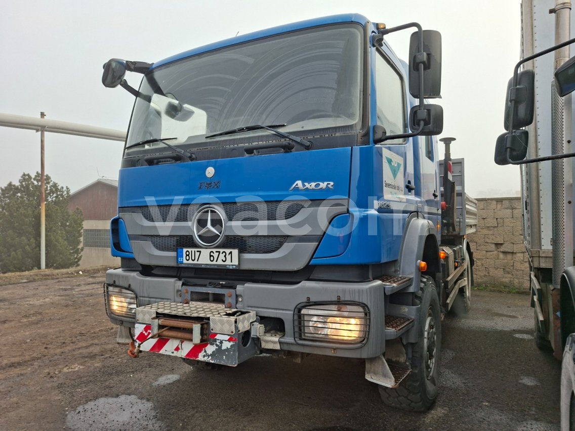 Online aukce: MB  AXOR 1829 A 4X4 + HR