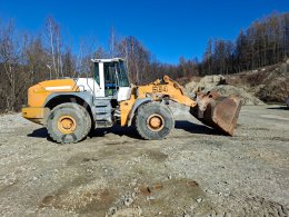 Online auction: LIEBHERR  L 564 4X4