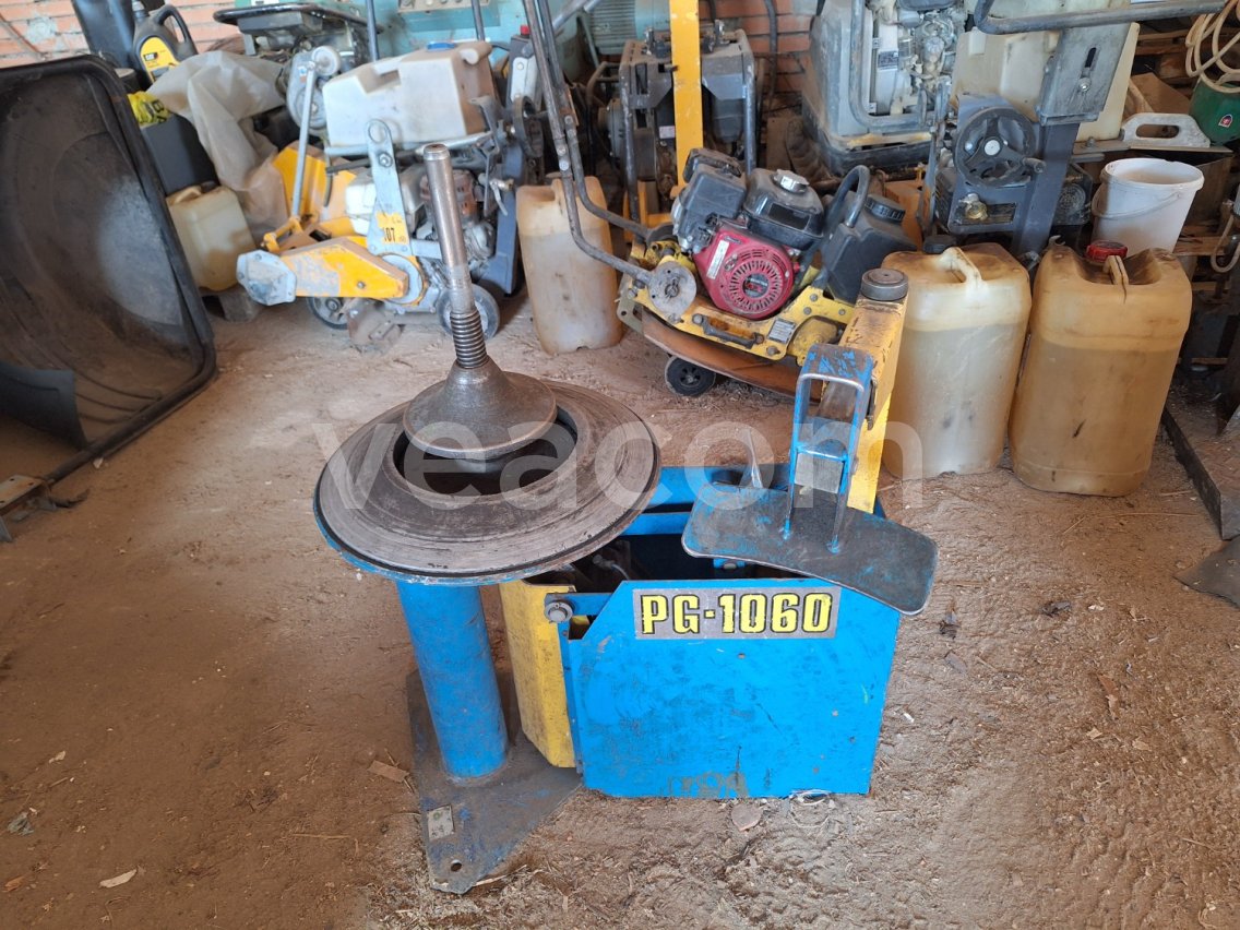 Online aukce:   PG-1060