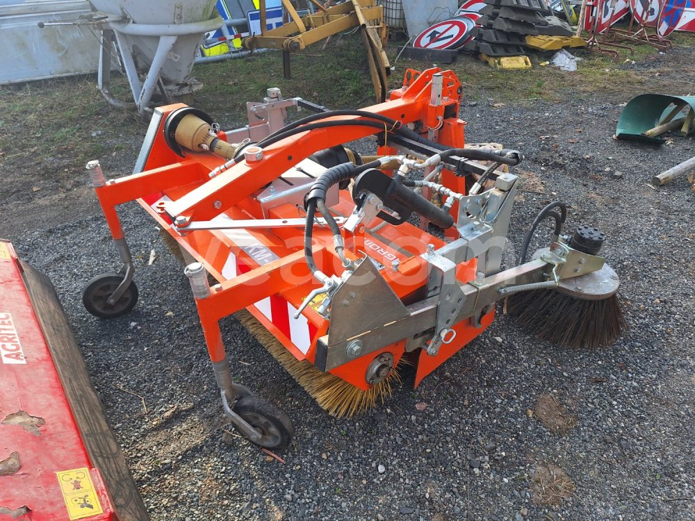 Online árverés:  AGROMETALL KMM 1250 UZ