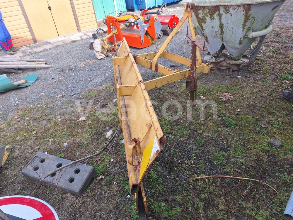 Online árverés:  ZADNÍ RADLICE ZA TRAKTOR