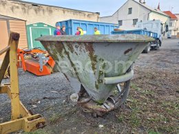 Online aukce:   SYPAČ ZA TRAKTOR
