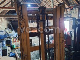 Online aukce:   VIDLE ZA TROJBOD ZA TRAKTOR