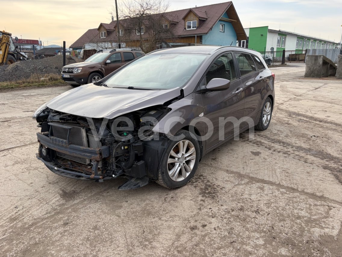 Online aukce: HYUNDAI  I 30
