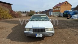 Online aukce: LINCOLN  TOWN CAR