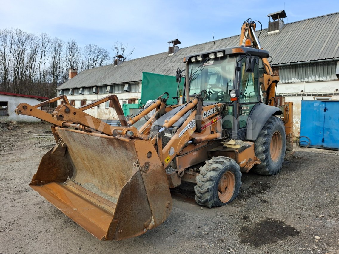 Online aukce: CASE  580 SR 4X4