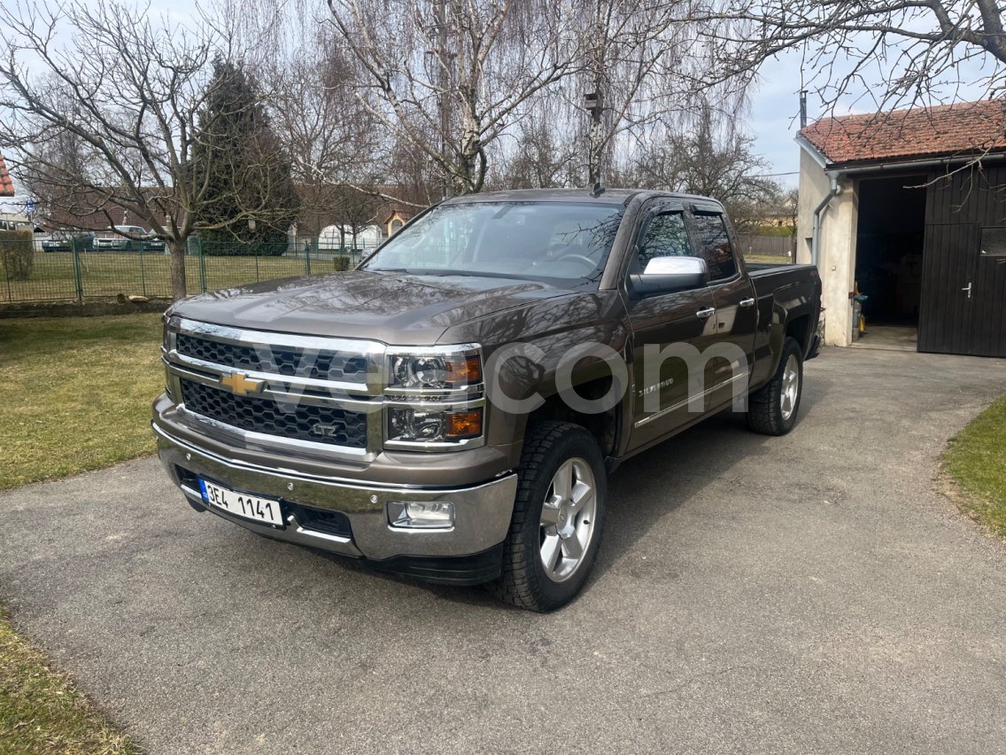 Online aukce: CHEVROLET  SILVERADO 4X4