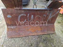 Online aukce:   RAMPOVAČ ZA TRAKTOR