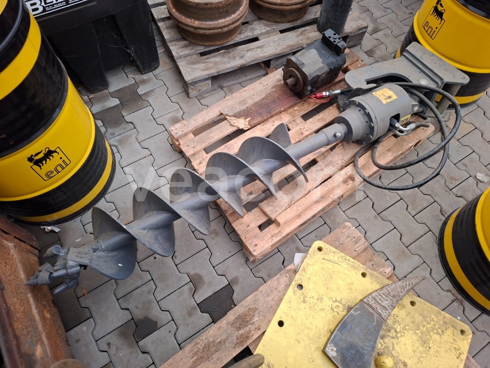 Online árverés:  GORDINI TR 250