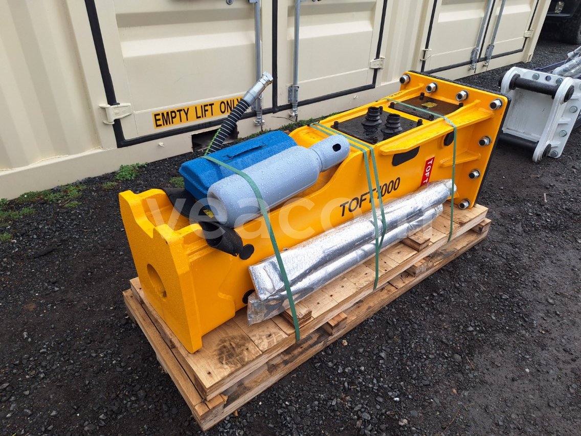 Online aukce:   TOFT 1000