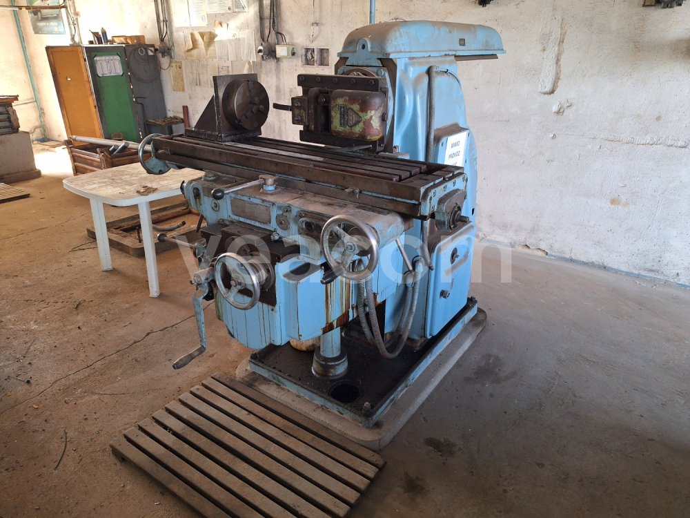 Online árverés:  GORKIJ 6M82G