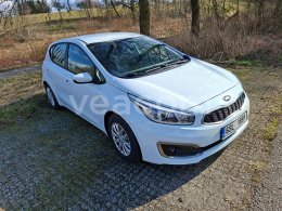 Online aukce: KIA  CEED