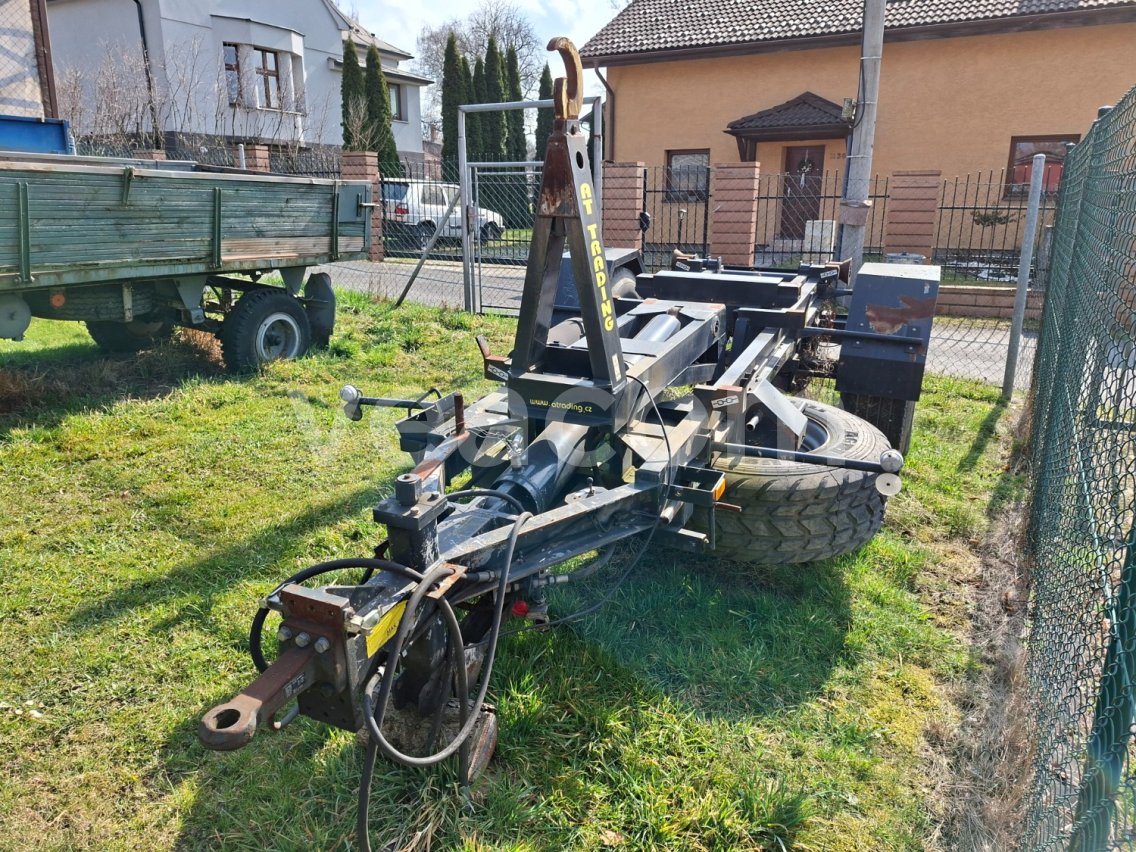 Online aukce: AT TRADING  TNK 7