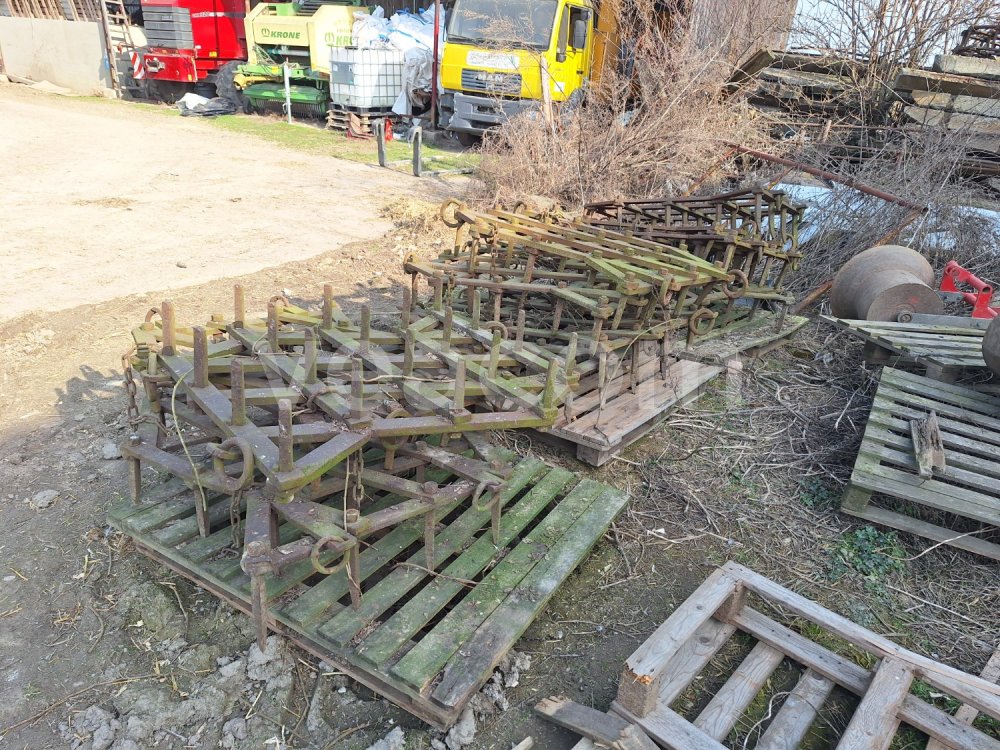 Online árverés:  13 KS BRÁNY