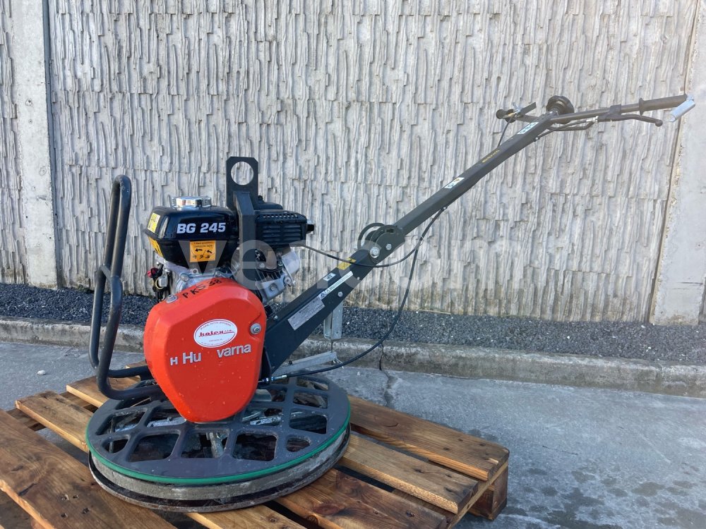 Online aukce:  HUSQVARNA BG245