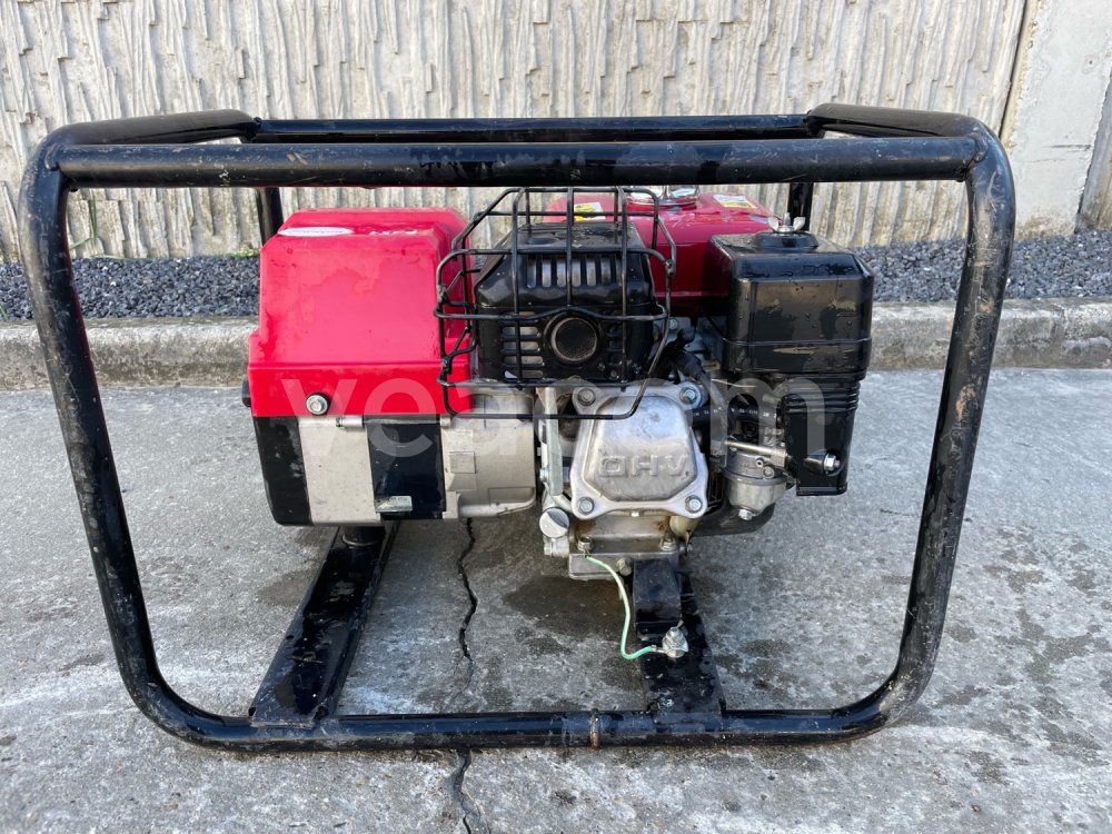 Online aukce:  HONDA EC2000 F
