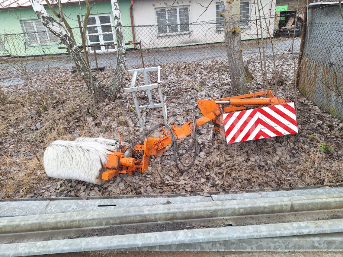 Online aukce:   MYCÍ ZAŘÍZENÍ NA PATNÍKY