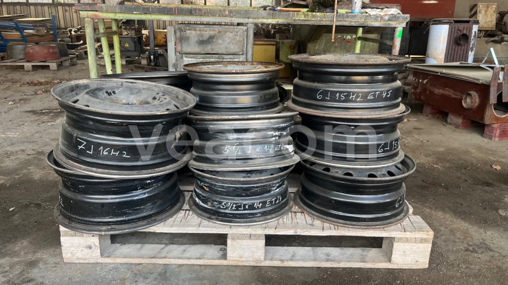 Online árverés:  PLECHOVÉ DISKY