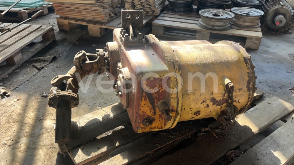 Online árverés:  ZTS EM35-31