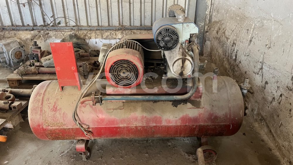 Online árverés:  VKDI ORLÍK