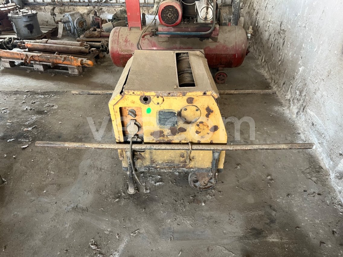 Online aukce:   VRÁTEK