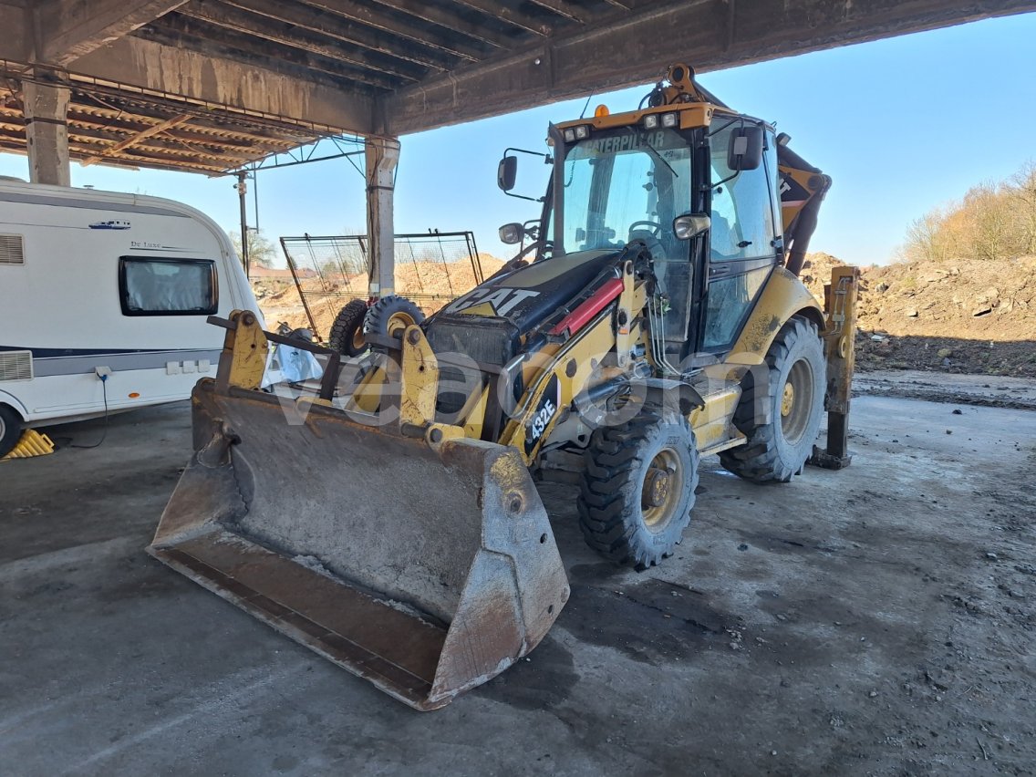 Online aukce: CATERPILLAR  432 E