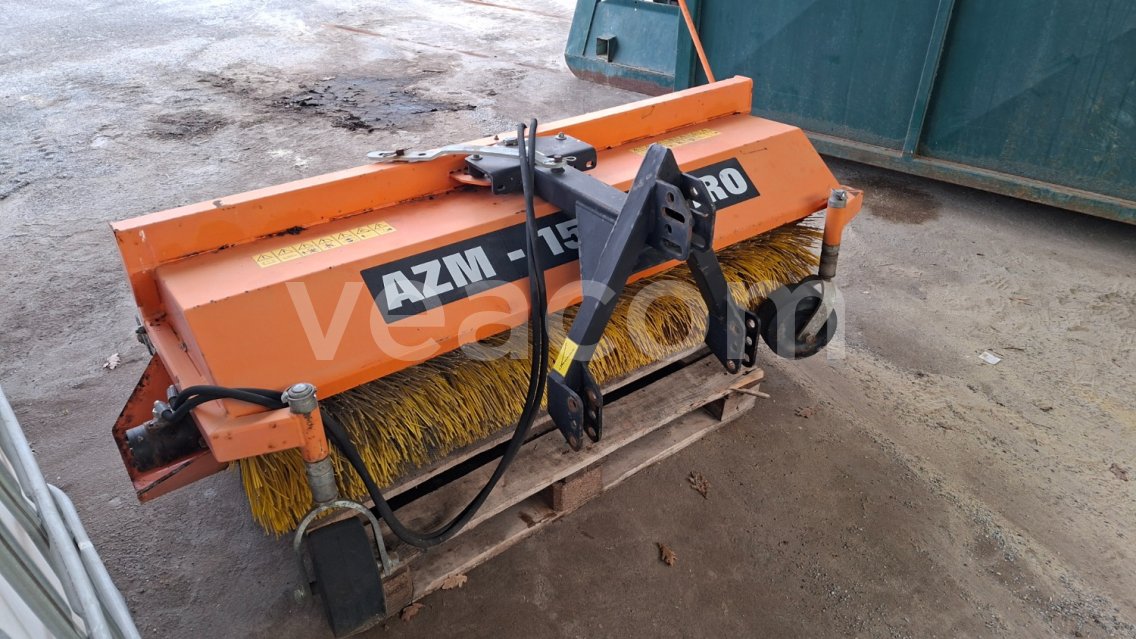 Online árverés: PAVEL ŠÁLEK  AZM 150 HYDRO