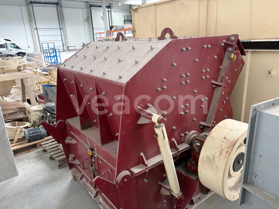 Online aukce:   KLADIVOVÝ DRVIČ K14