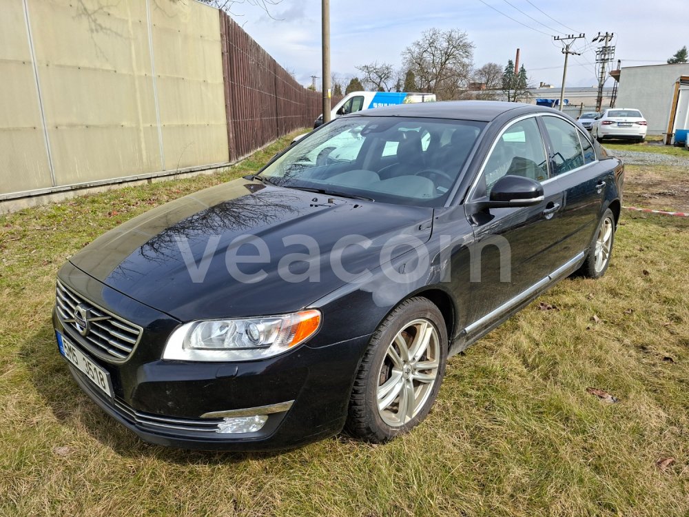 Online auction: VOLVO  S80 D5