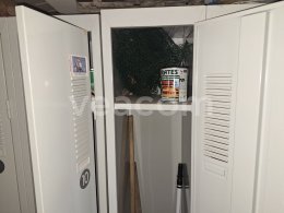 Online aukce:   PLECHOVÉ ŠATNÍ SKŘÍŇKY - 7 KS