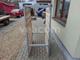 Online aukce:   DŔEVĚNÉ PAŽENÍ 100 X 160 X (52-110) CM