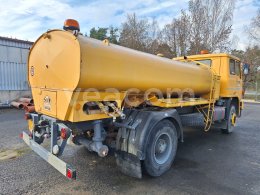 Online aukce: KAROSA  SA8 (L110)