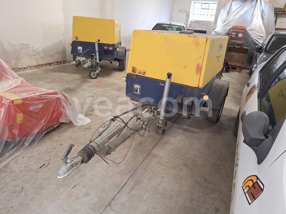 Aukcja internetowa: COMPAIR  Z30B