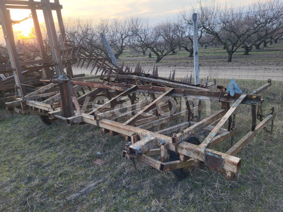 Online aukce:   KULTIVÁTOR S BRÁNAMI