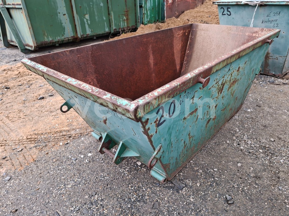 Online aukce:   KONTEJNER 251/4