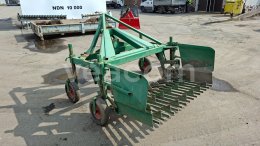 Online aukce:   VYORÁVAČ SAZENIC /STROMKŮ