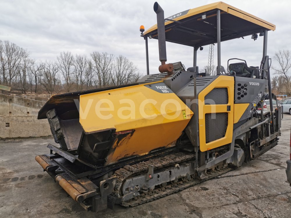 Online aukce: VOLVO  P6820C