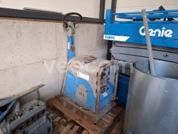 Online aukce:   WEBER MT CR 8