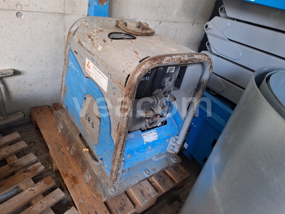 Online aukce:  WEBER MT CR 8