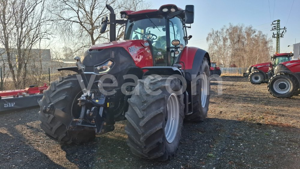 Online auction: CASE  IH OPTUM 300 CVX 4X4
