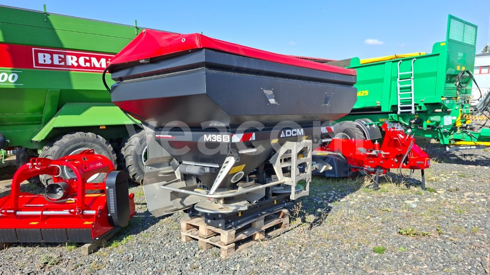 Online auction:  DCM M36